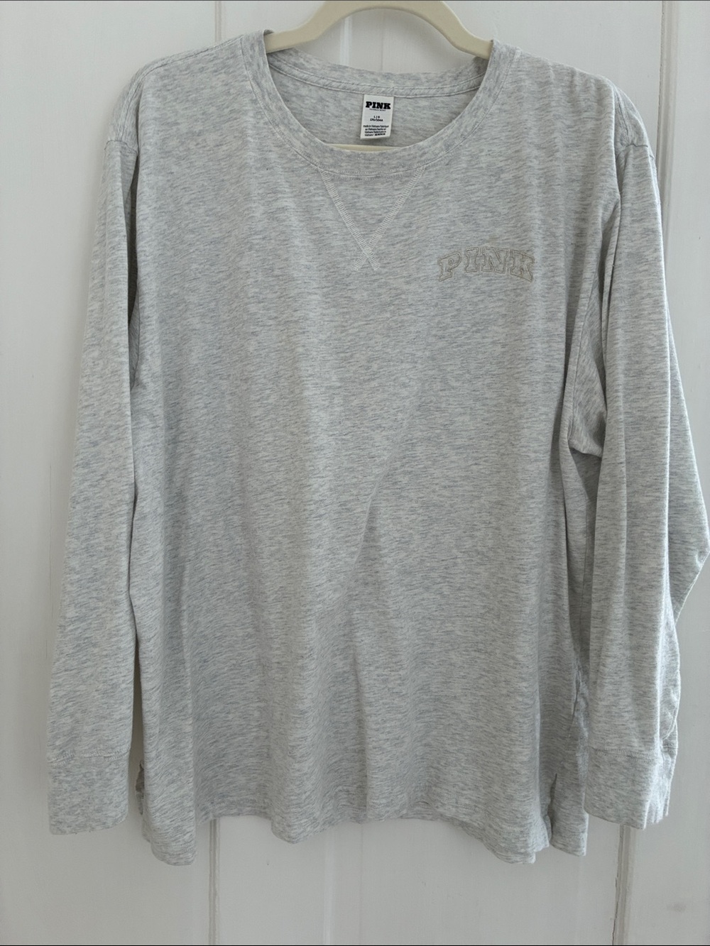 PINK Victoria's Secret Light Heather Gray Long-Sleeve Crewneck